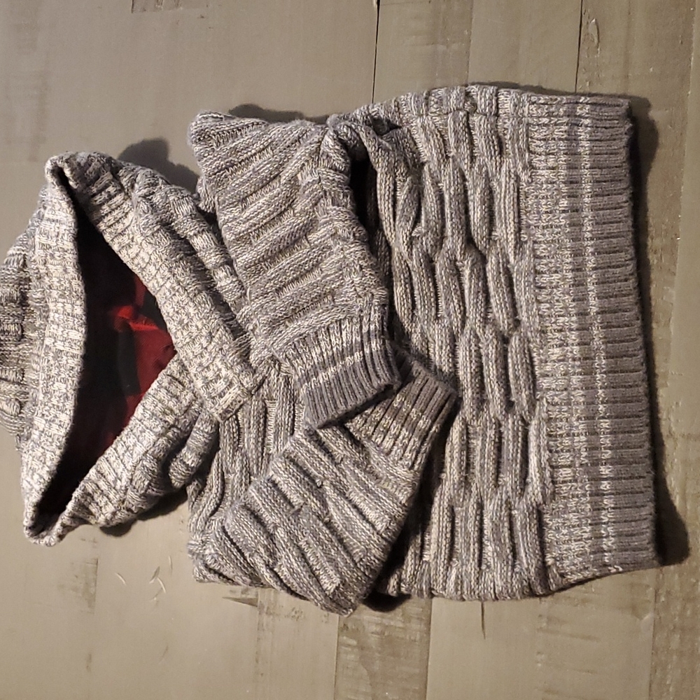 Cat and Jack sweater, size 18 months boys